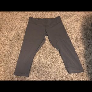 Lulu lemon cropped leggings!